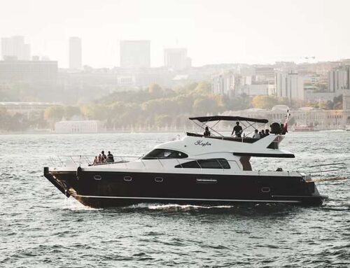 Eigenaar botenverhuurbedrijf is schuldig aan de dood van twee huurders van een plezierjacht